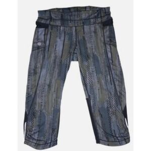 Athleta Women's Capri Leggings‎ Small Gray Patterned Athletic Workout